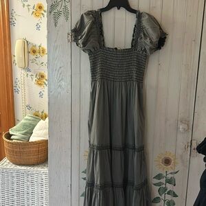 Tory Burch puff sleeve dress, side pockets excellent condition